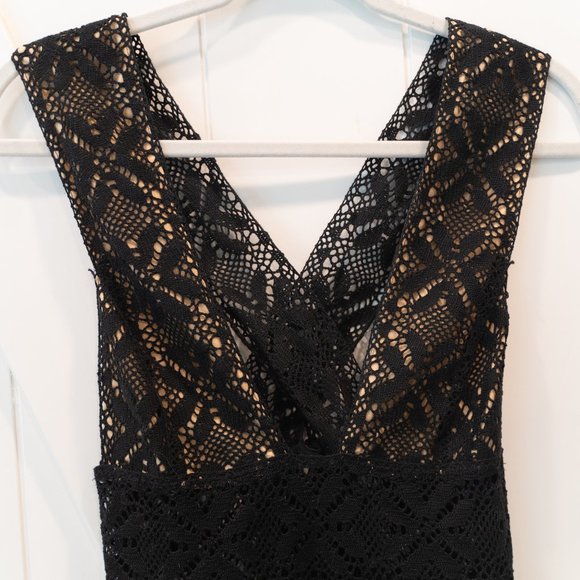 Beaded Black Ingwa Melero Cross Strap Cocktail Dress - Picture 5 of 9